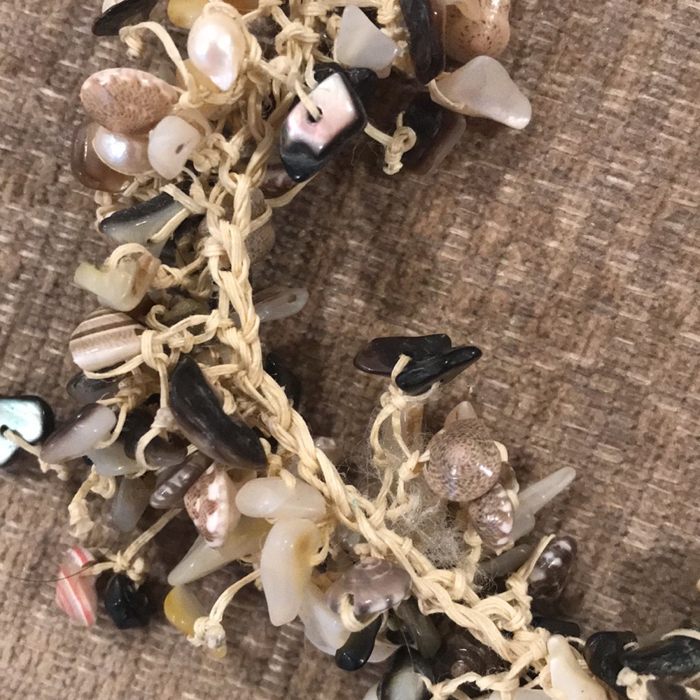 Shell Chocker - image 2